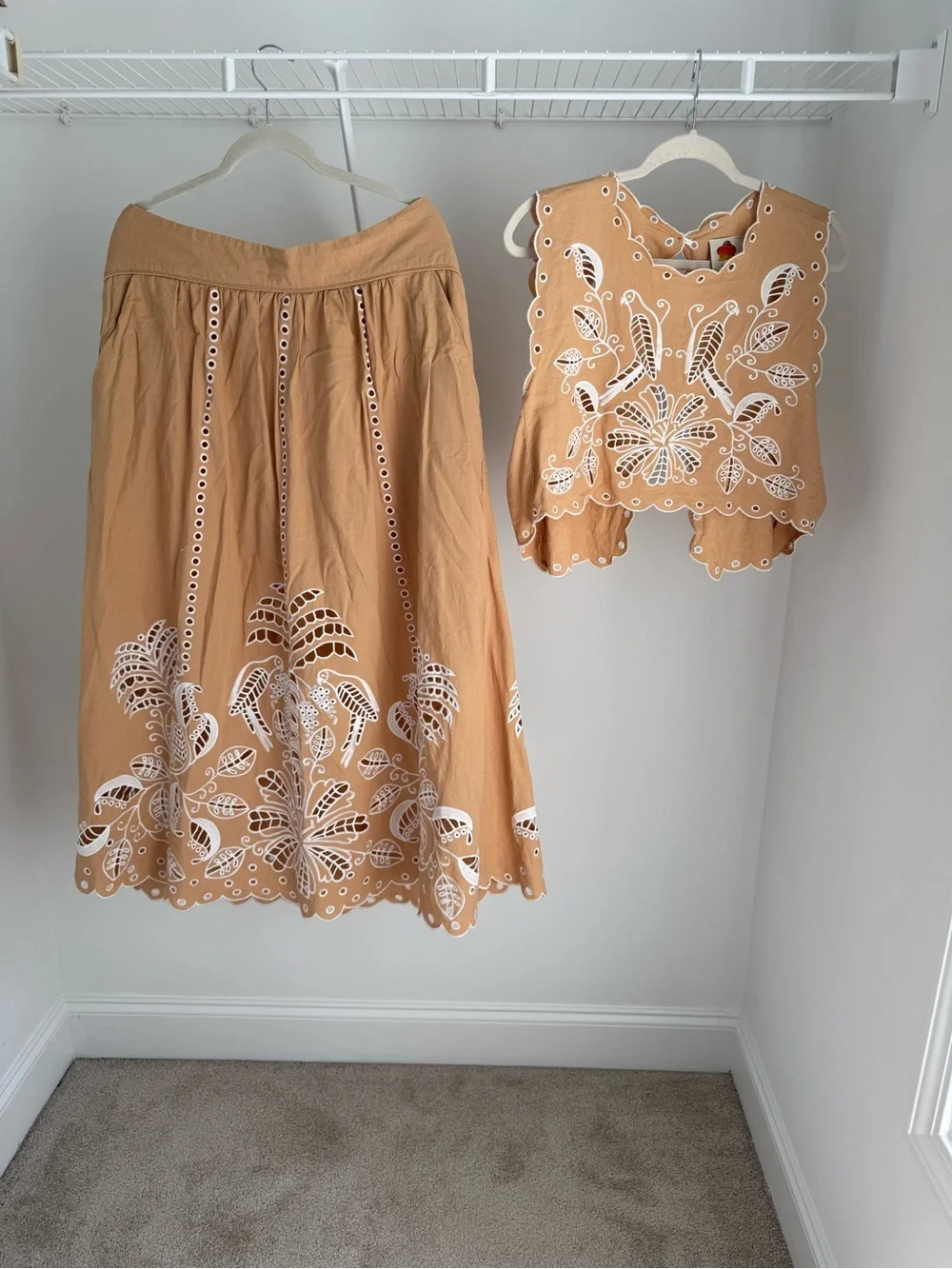 NWOT FARM Rio Tan Embroidered Cotton Skirt Set with White Eyelet - Picture 4 of 13